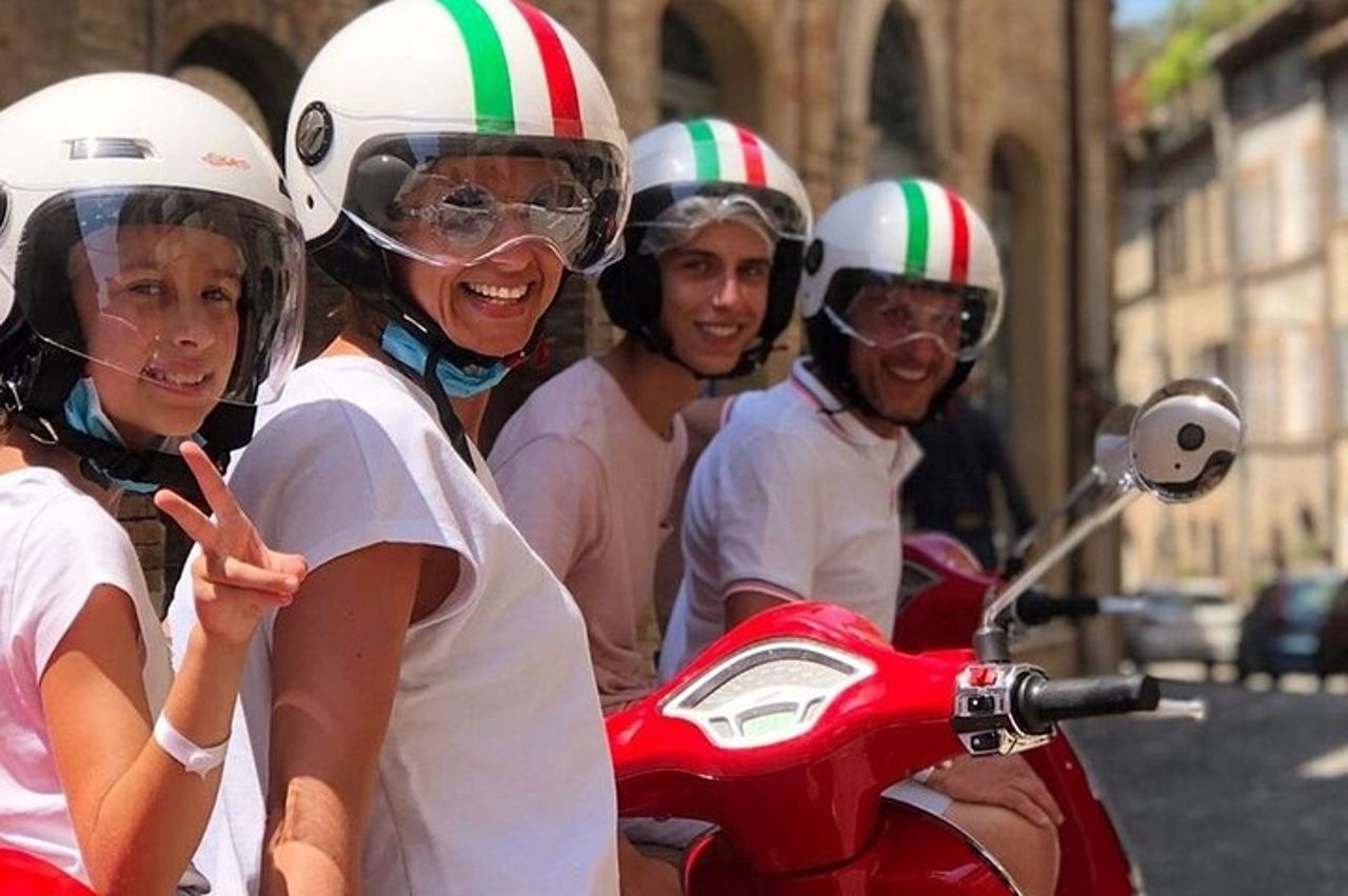 Sapori delle Marche: Noleggio Vespa nel Fermano — 4