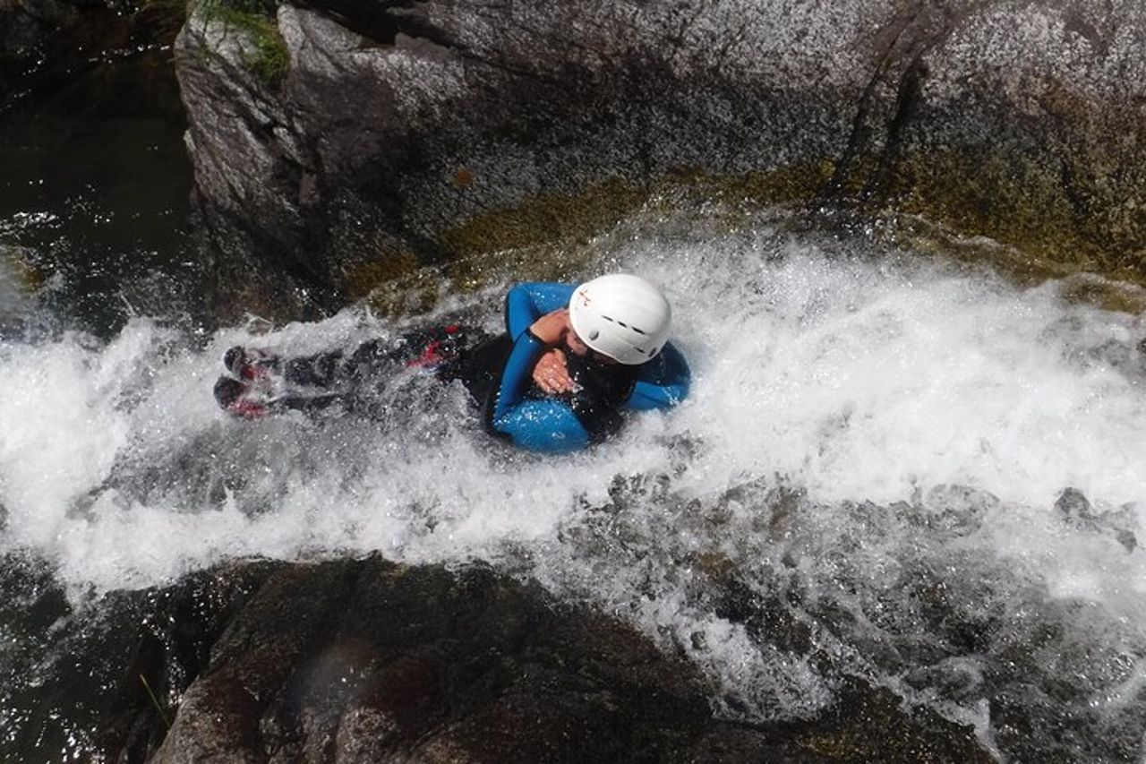 Esperienza di canyoning a Girona Costa Brava — 6