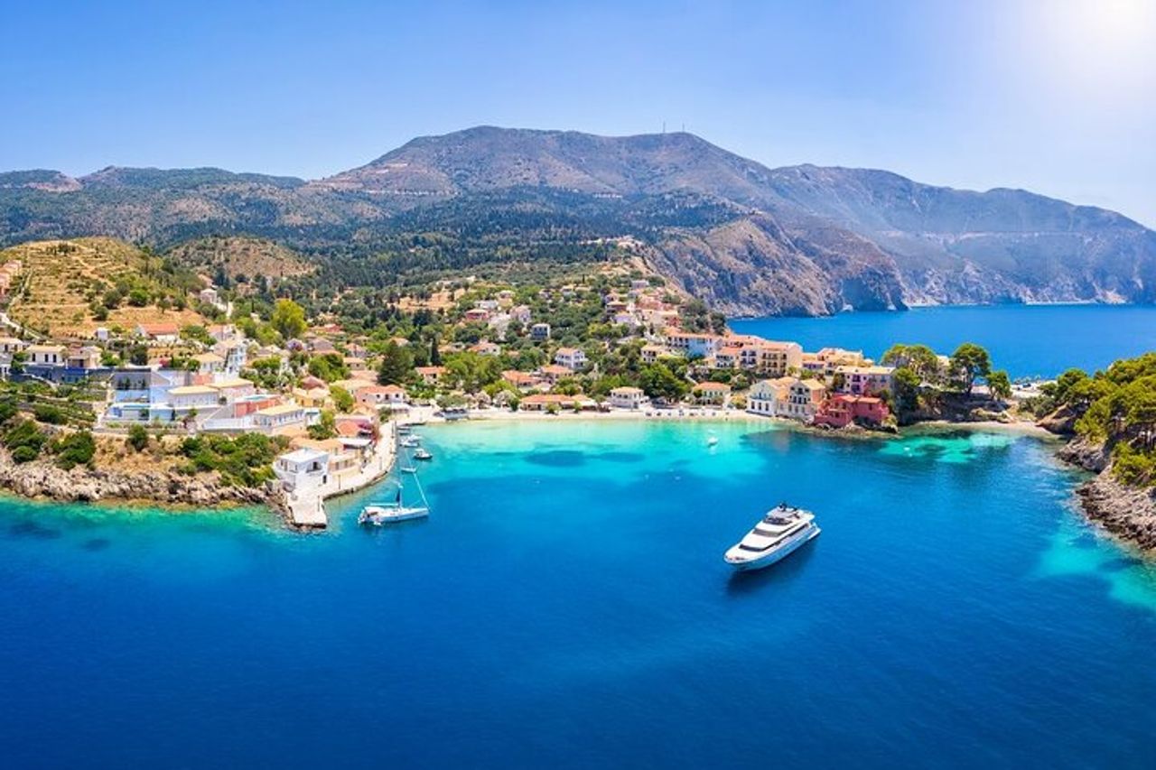 Tour di un'intera giornata ad Assos e all'isola di Fiscardo a Cefalonia — 3