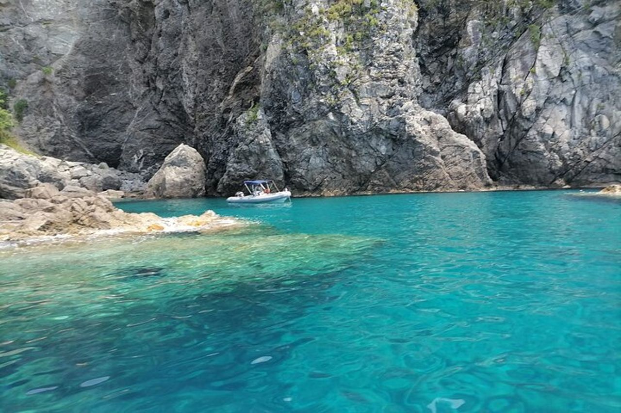 Scilla - Tour Grotte + Spiaggia di Cala Jankulla — 6