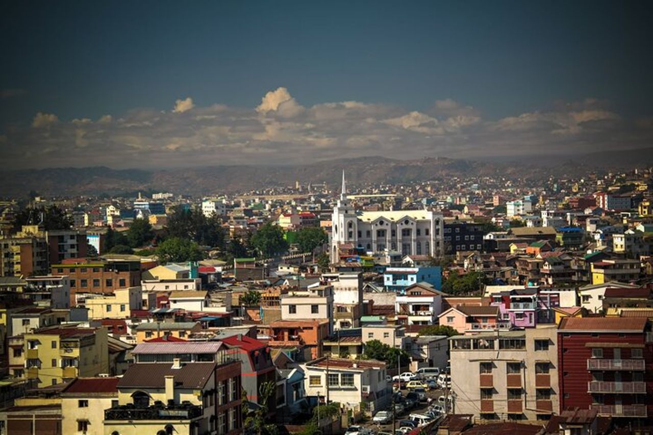 Antananarivo: tour a piedi personalizzato con guida (tour privato) — 4