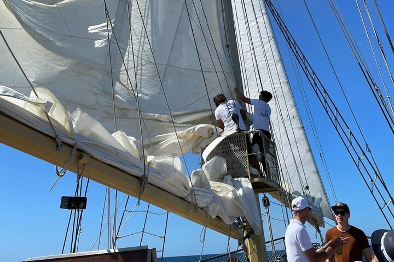 Algarve Coast Cruise – Grotte – Soste per il nuoto – Musica – Open Bar — 7