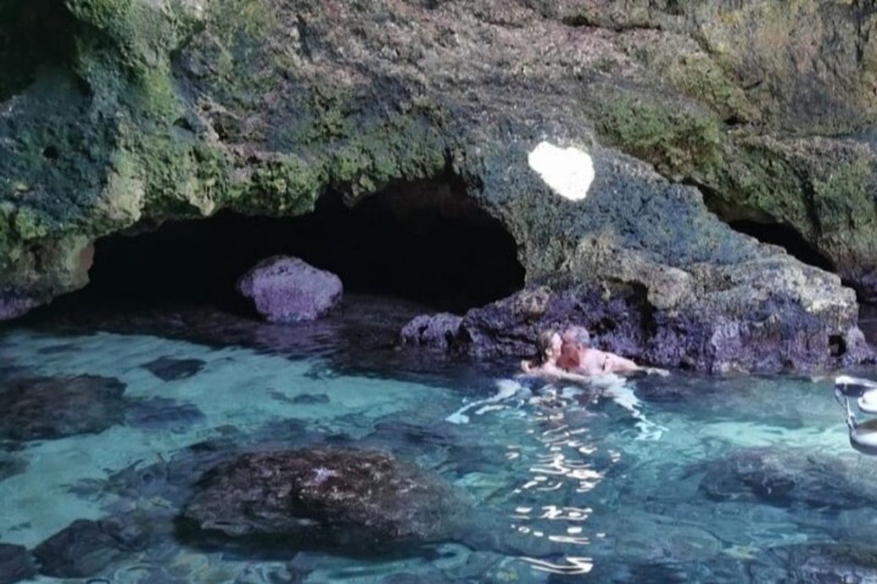 Tour Privato a Polignano alla Scoperta delle Grotte con Aperitivo — 2