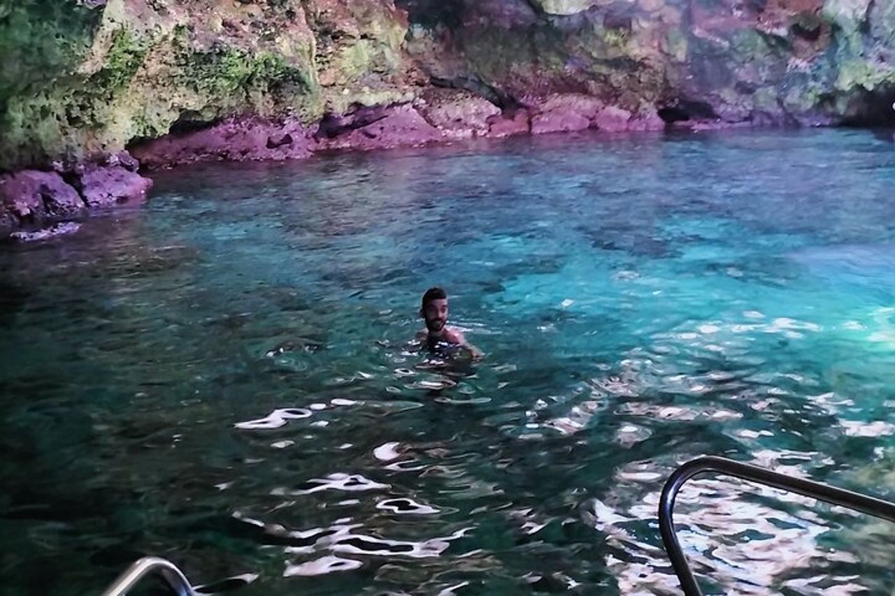 Tour Privato a Polignano alla Scoperta delle Grotte con Aperitivo — 6