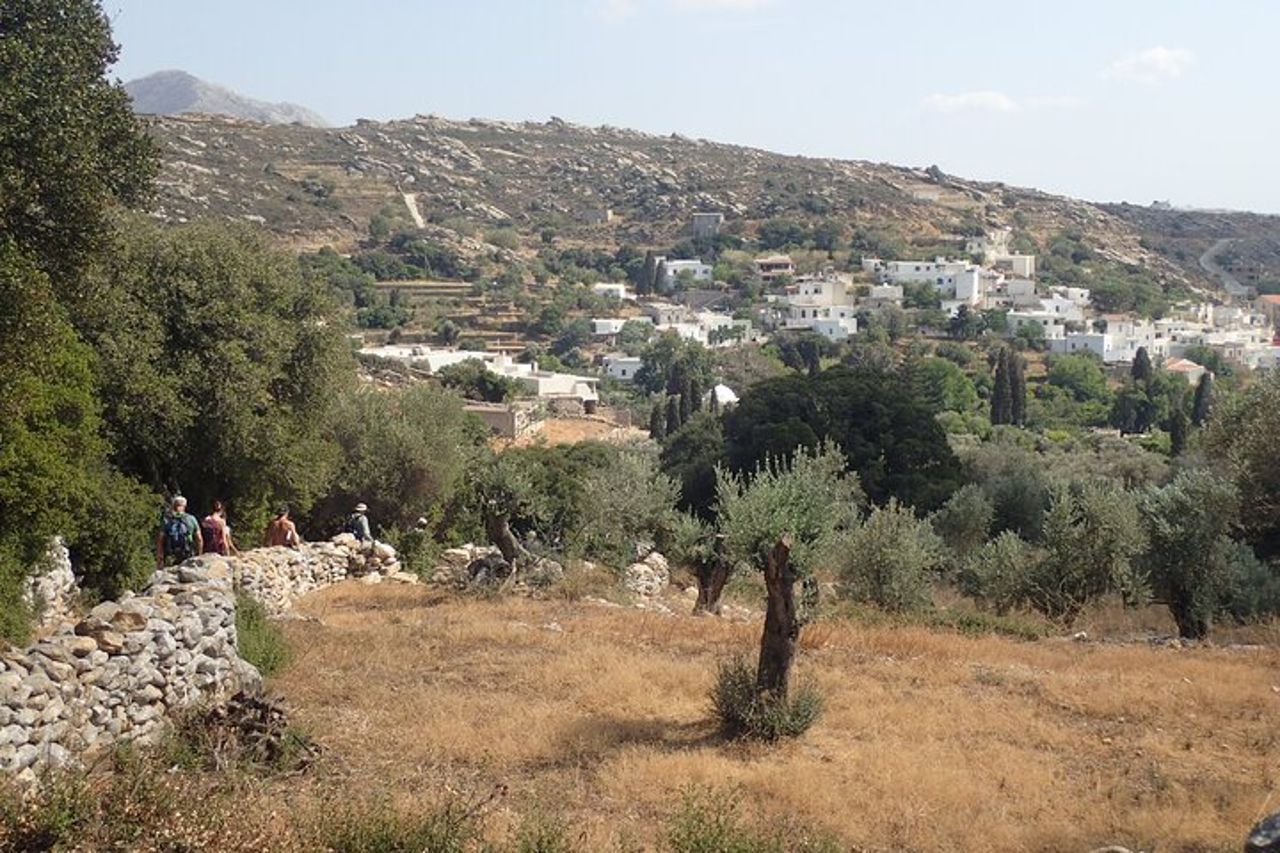 Naxos: Escursione nell'entroterra per esplorare villaggi e antichità locali — 8