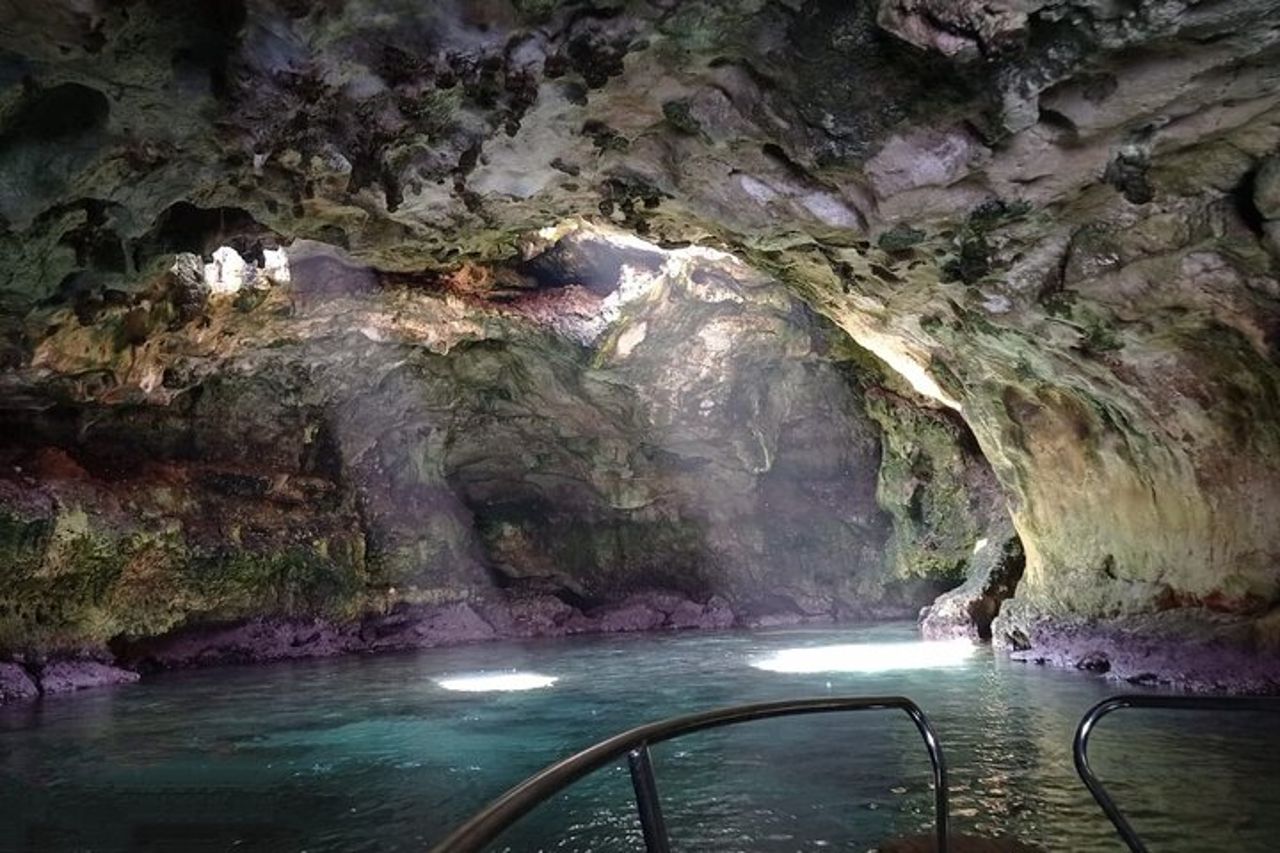 Tour In Barca alla Scoperta delle Grotte di Polignano — 4