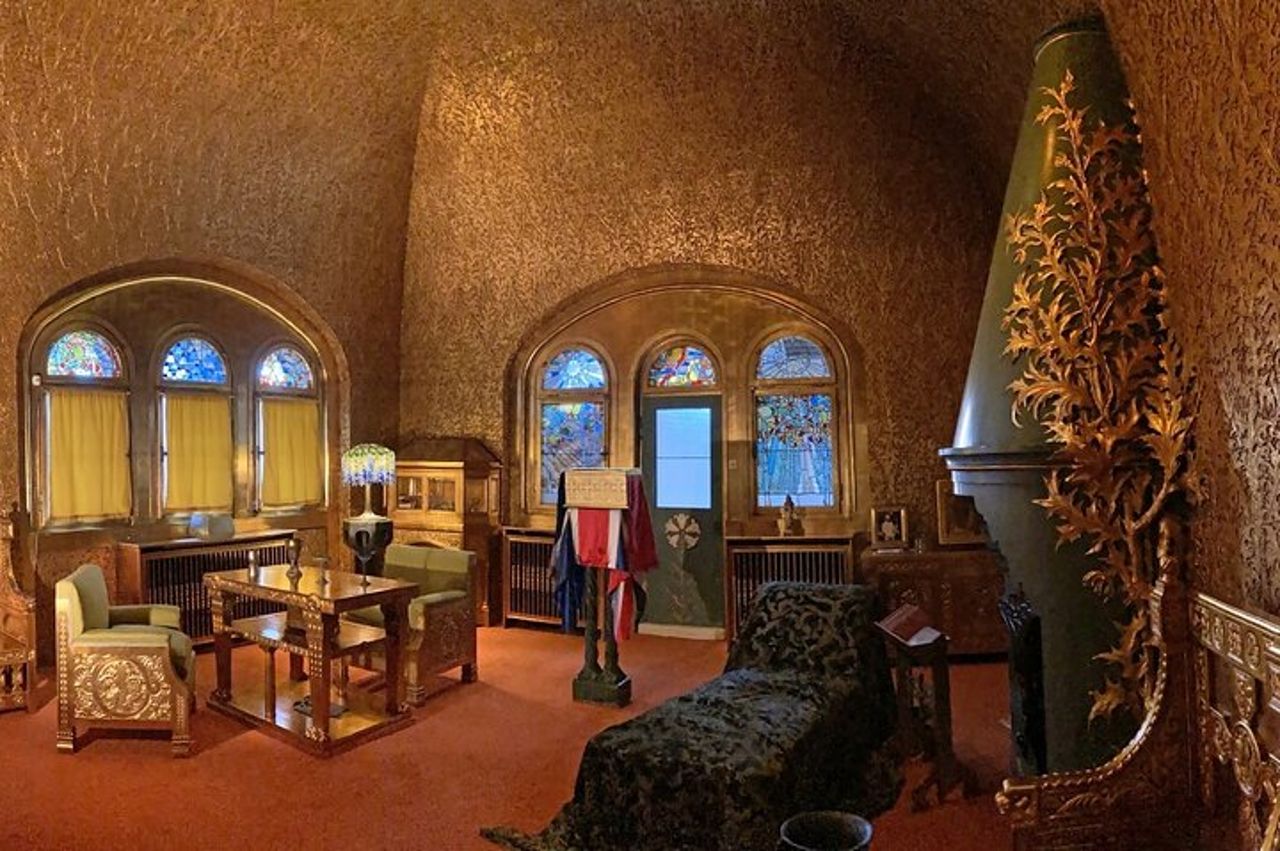 Tour privato al castello di Bran, al castello di Peles e a Brasov — 6