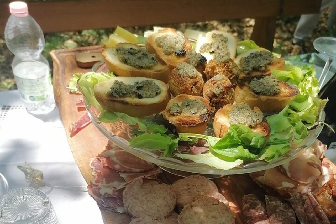 Umbria Sip & See: Viaggio a 360° nel cuore delle Cantine — 7