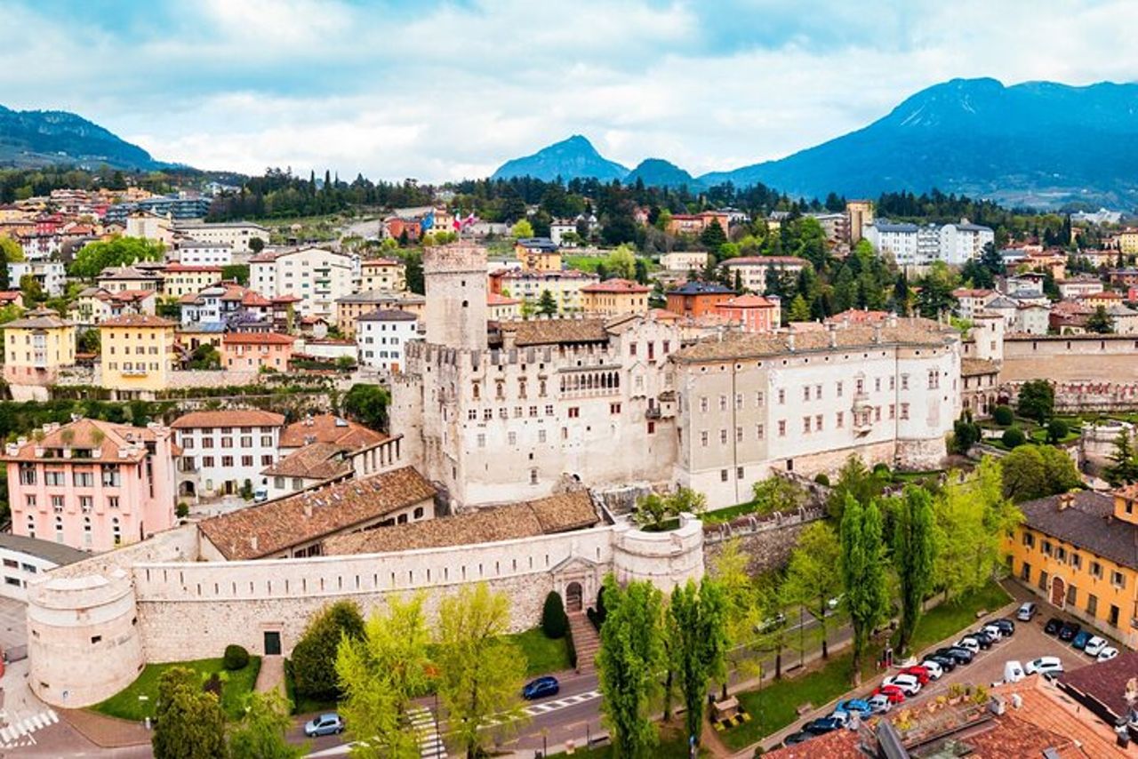 Tour autoguidato della caccia al tesoro e delle attrazioni di Trento — 6