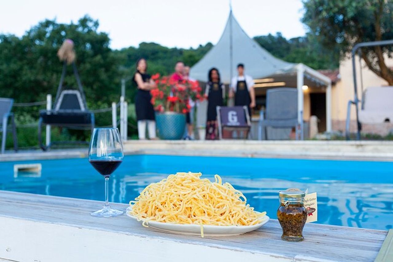 Spoleto Truffle Experience : Pasta fatta a mano con uno Chef locale — 3