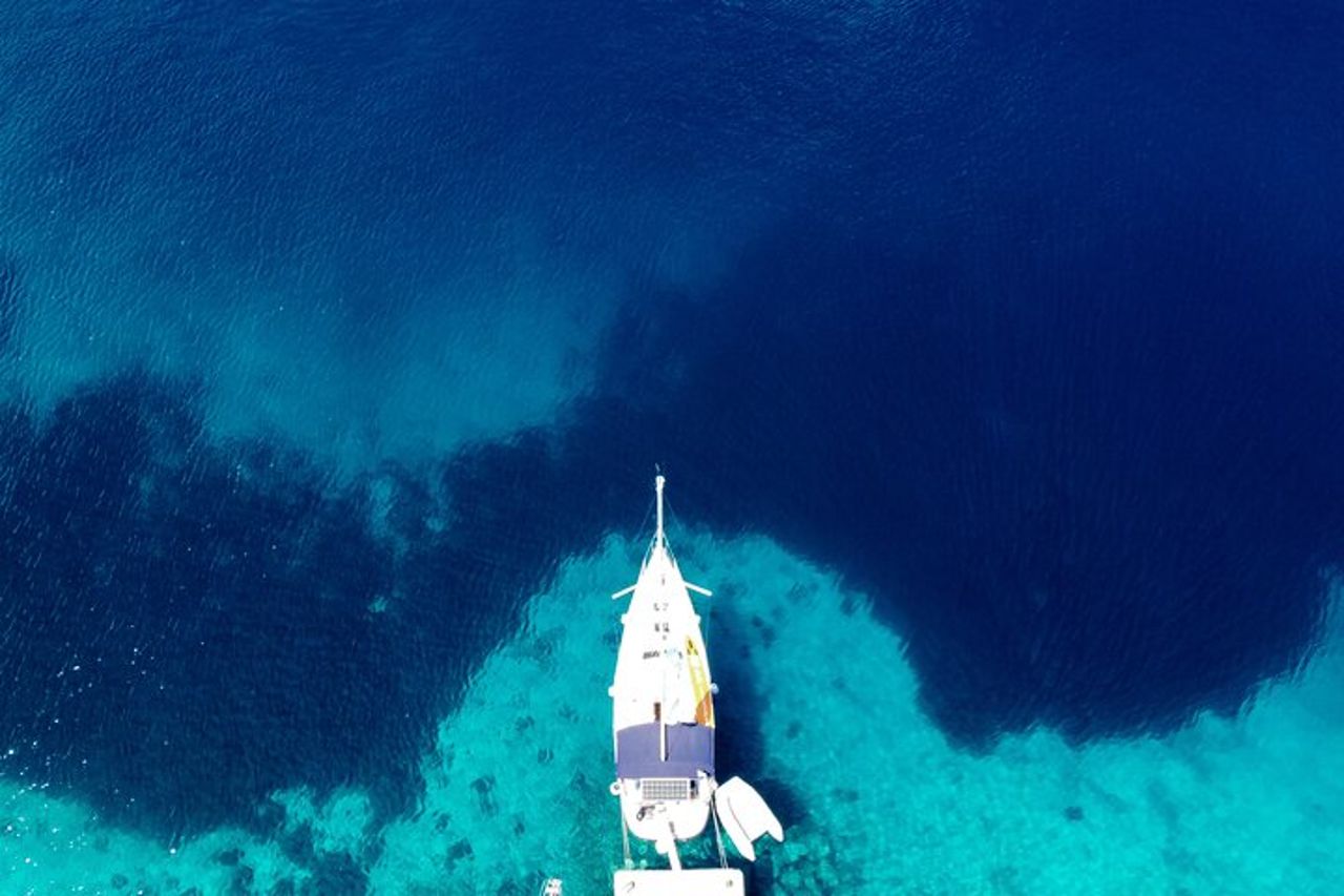 Da Agia Efimia: tour di un giorno in barca a vela all-inclusive a Itaca