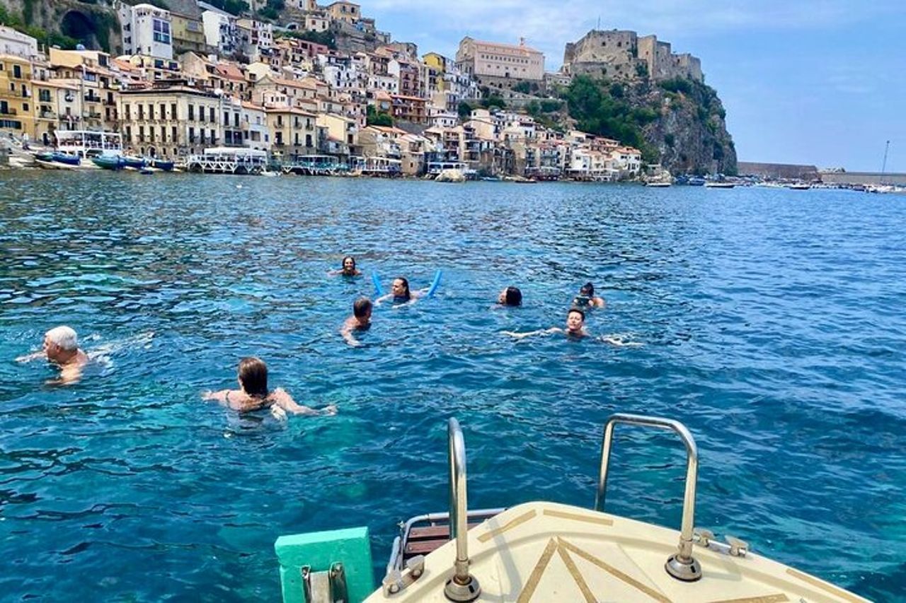 Tour in Barca Costa Viola: Scilla e Grotte di Bagnara — 2