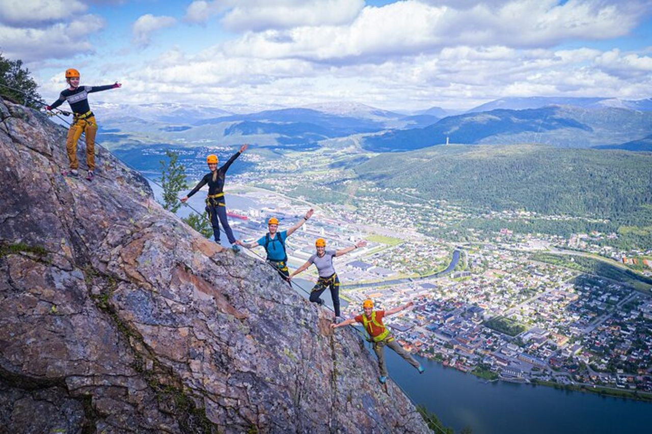 Escursione di mezza giornata nella via ferrata di Mosjøen — 4