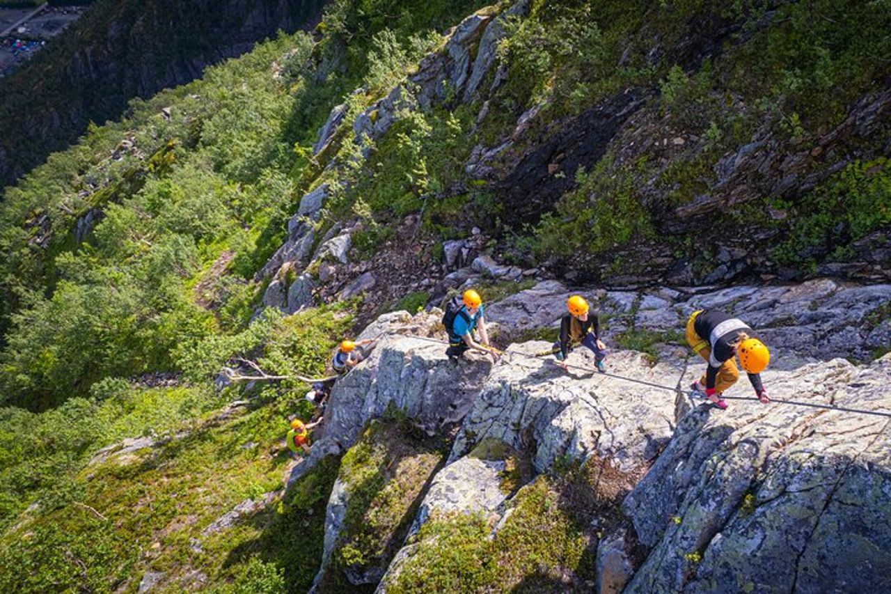 Escursione di mezza giornata nella via ferrata di Mosjøen — 5