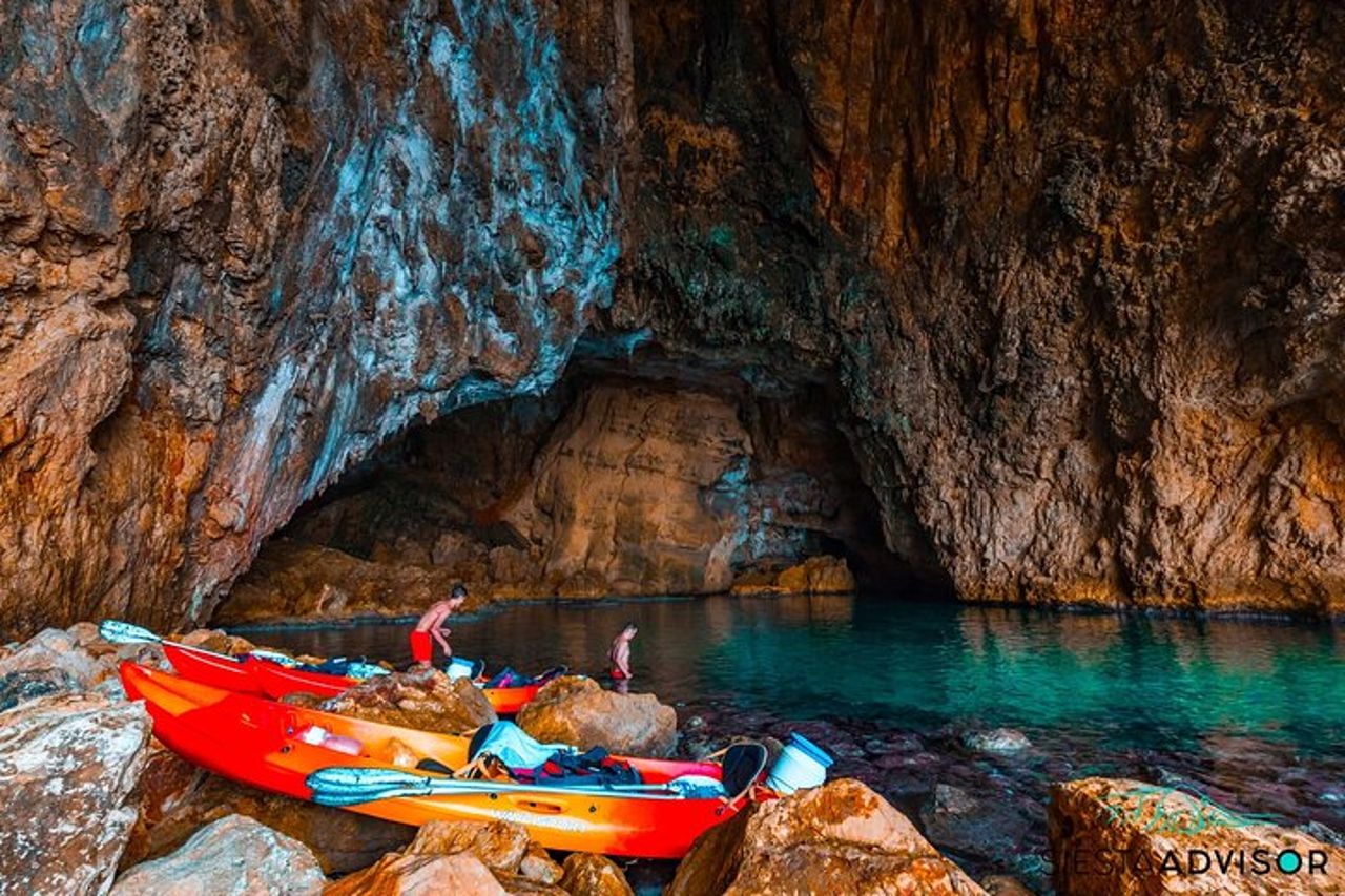 Cova dels Orguens: tour di esplorazione delle grotte in kayak e snorkeling a Javea — 7