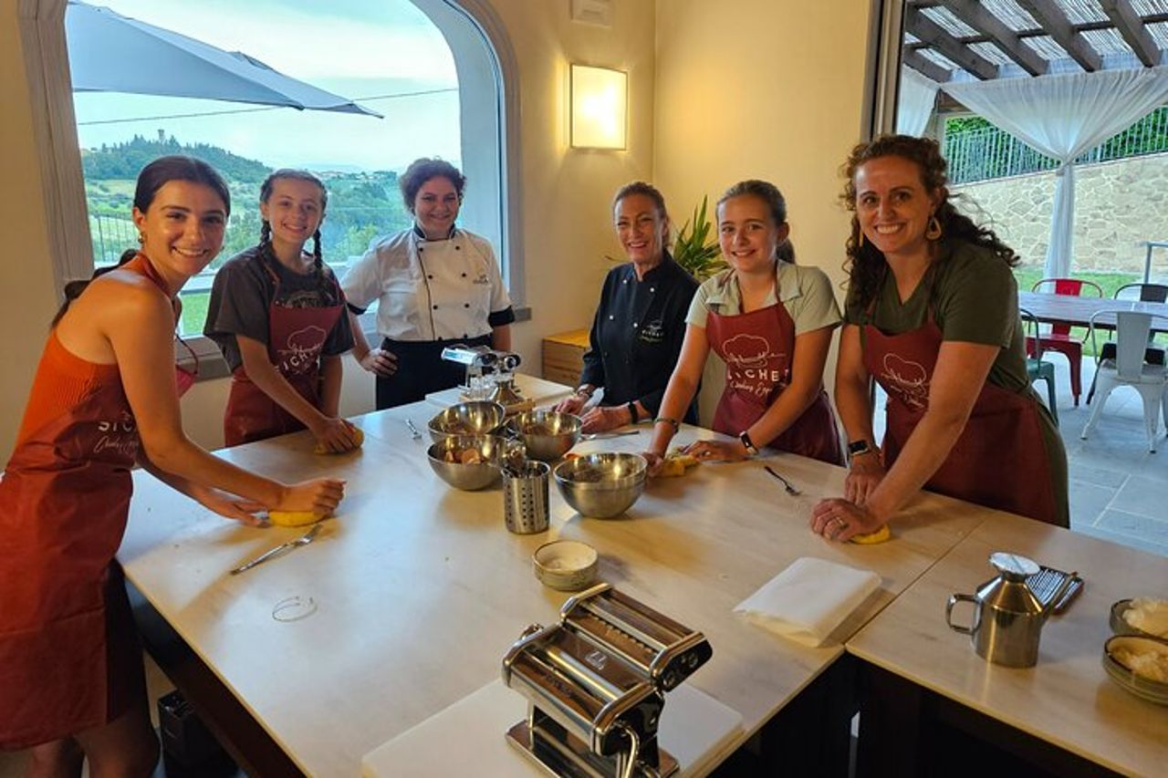 Chianti - Lezione di Pasta Fresca e Salse con Pranzo o Cena — 7