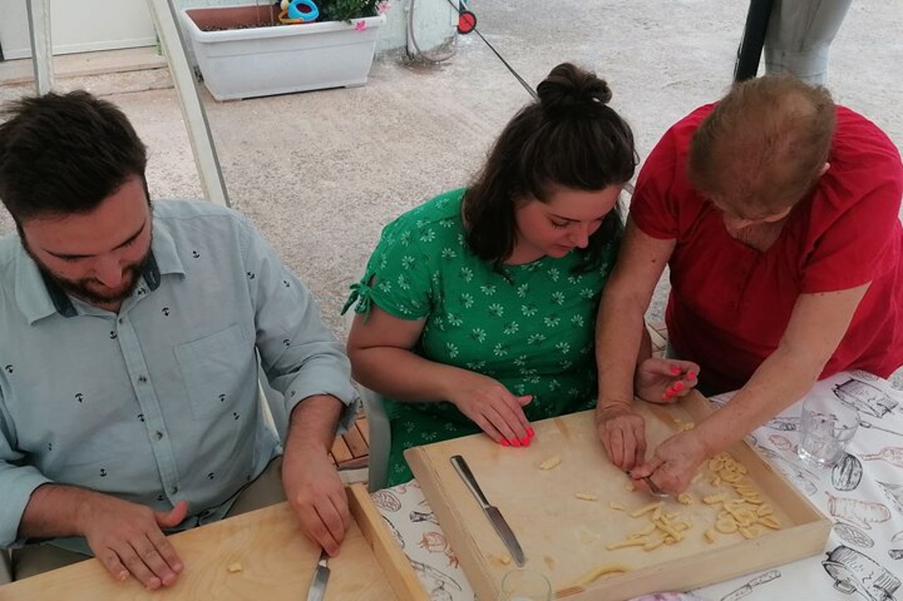 Cooking Class nel tuo alloggio: Pasta fresca fatta a mano — 2