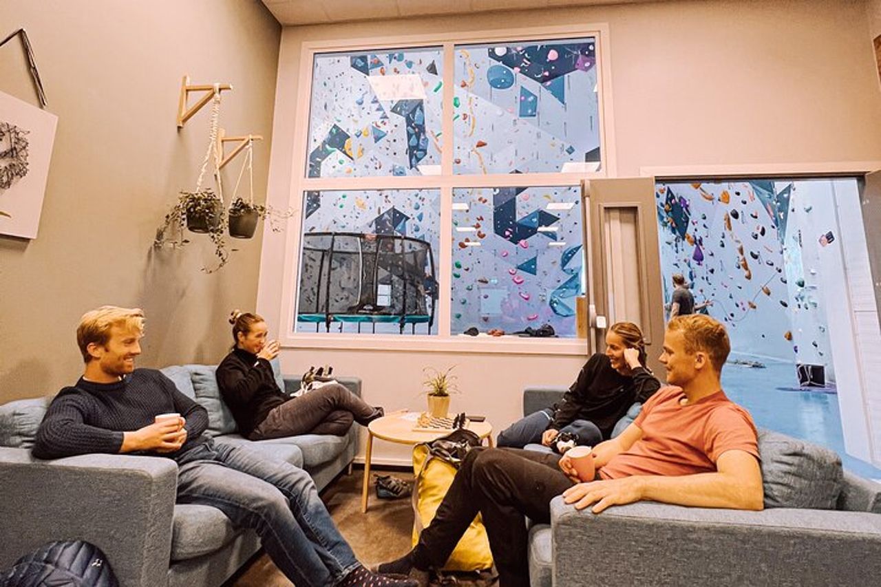 Arrampicata a Mørkvedhallen Klatresenter — 2