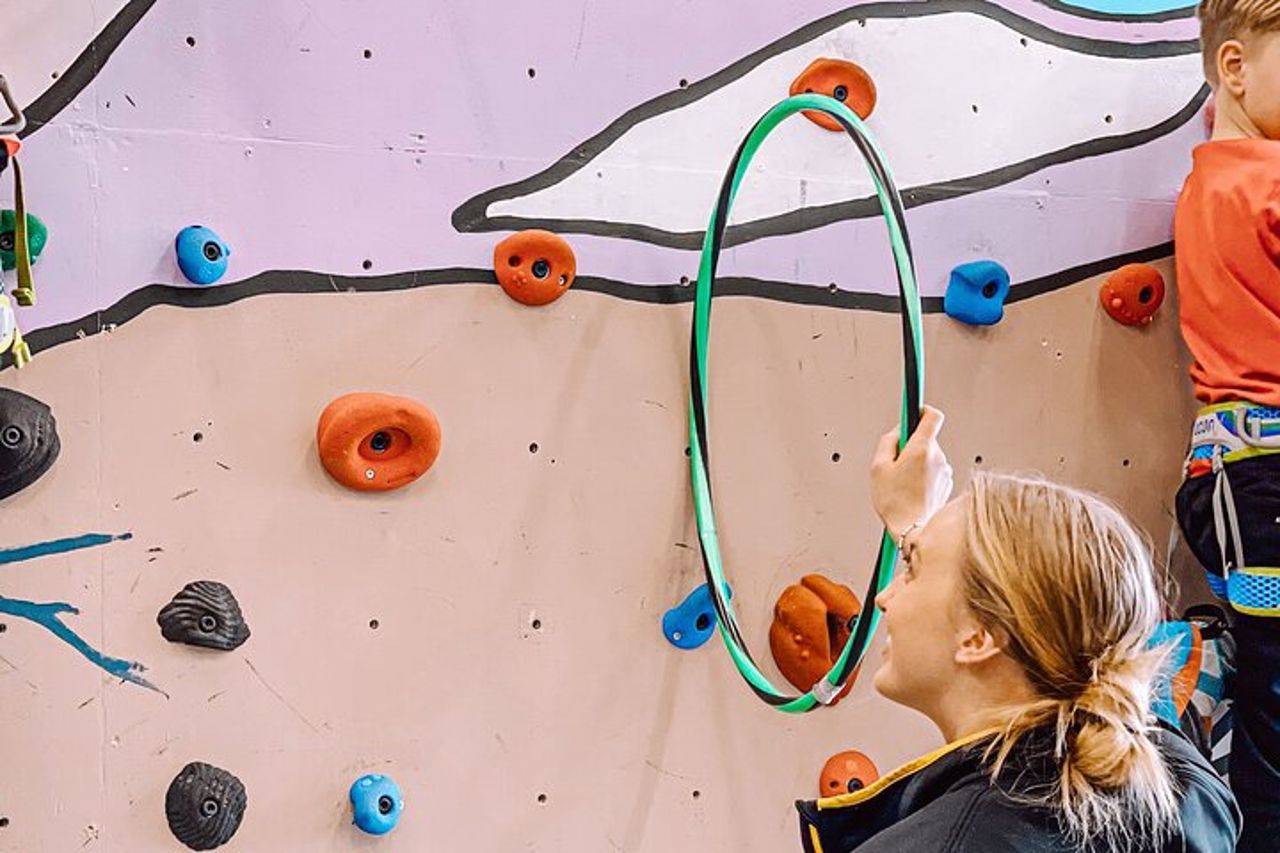 Arrampicata a Mørkvedhallen Klatresenter — 9