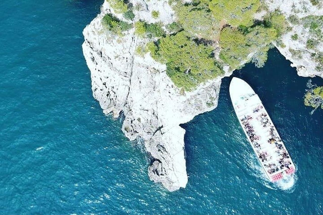 Desirèe experience. Visita delle grotte marine di Vieste — 7