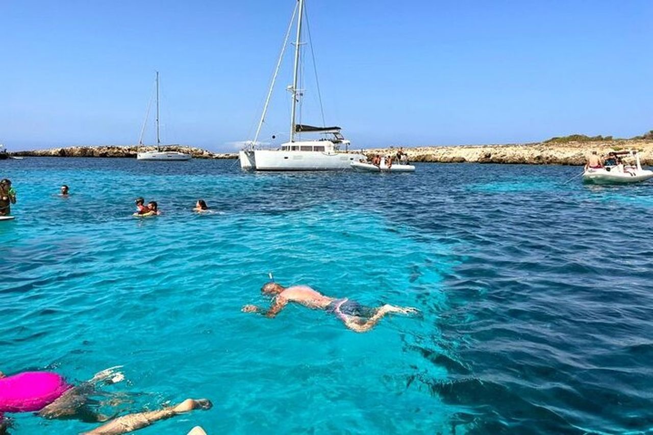 Escursione Isole Egadi in Gommone — 3