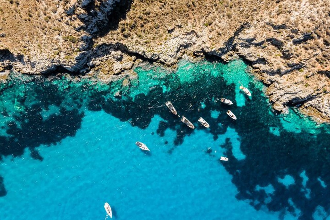 Escursione Isole Egadi in Gommone — 9