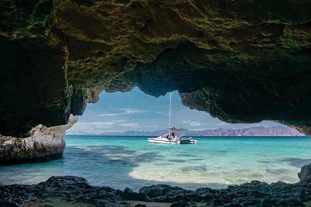 Snorkeling Crociera sull'isola in catamarano — 2