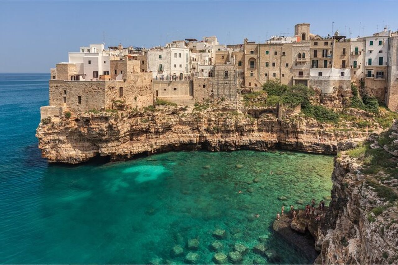 Caccia al tesoro a Bari & tour a piedi con audioguida — 5