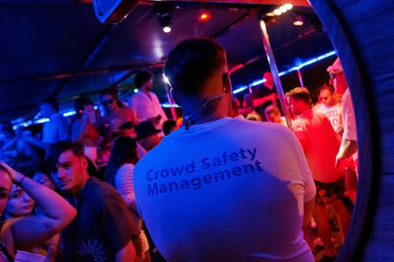 Festa in Nave Lazy Pirate a Malta — 7