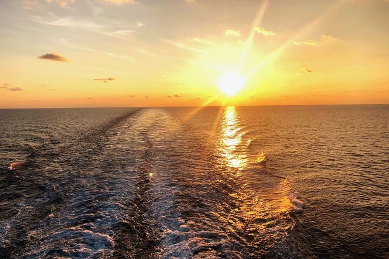 Spettacolare crociera al tramonto