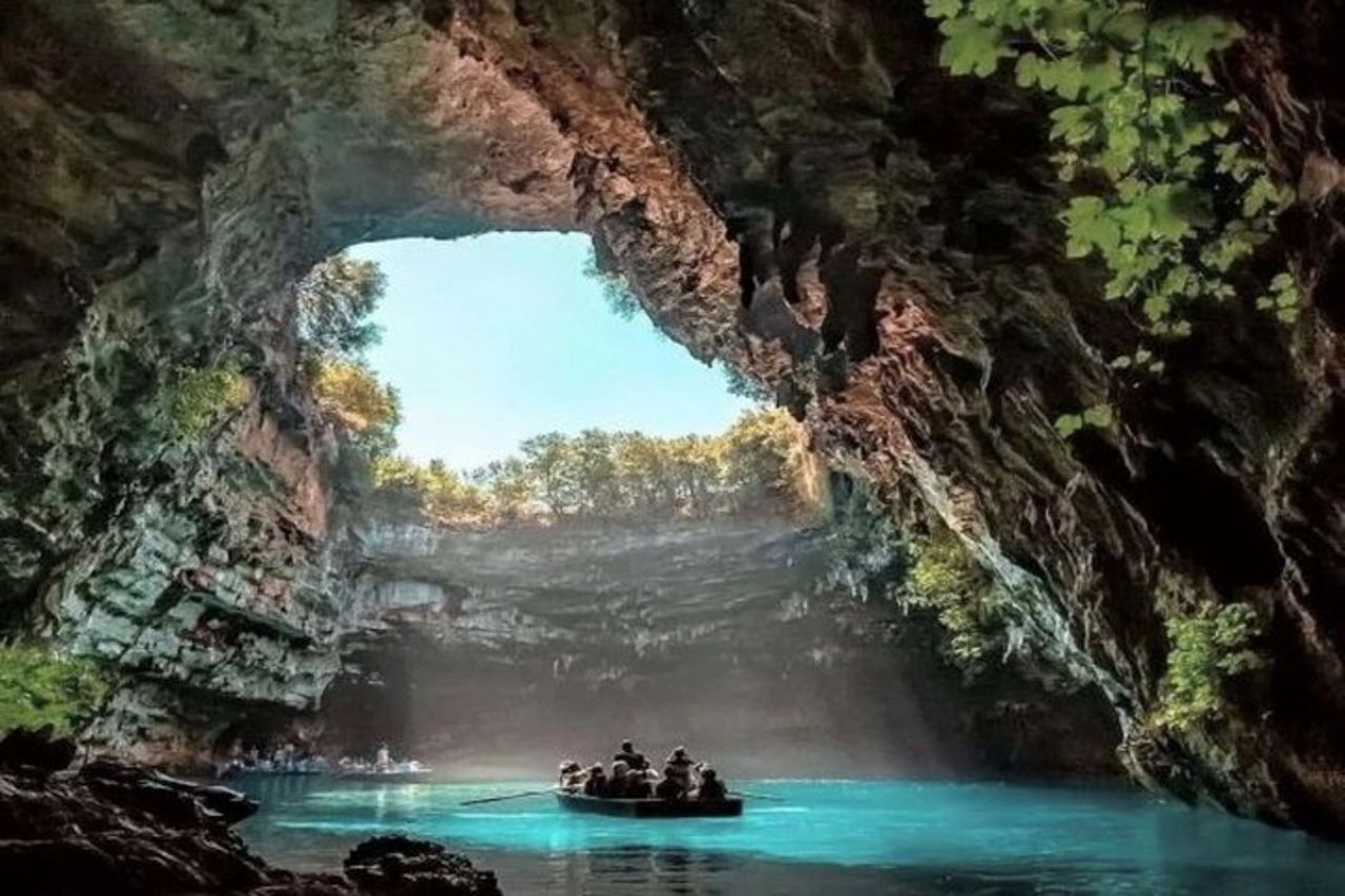 Da Argostoli: Lago Melissani e Spiaggia di Myrtos — 4