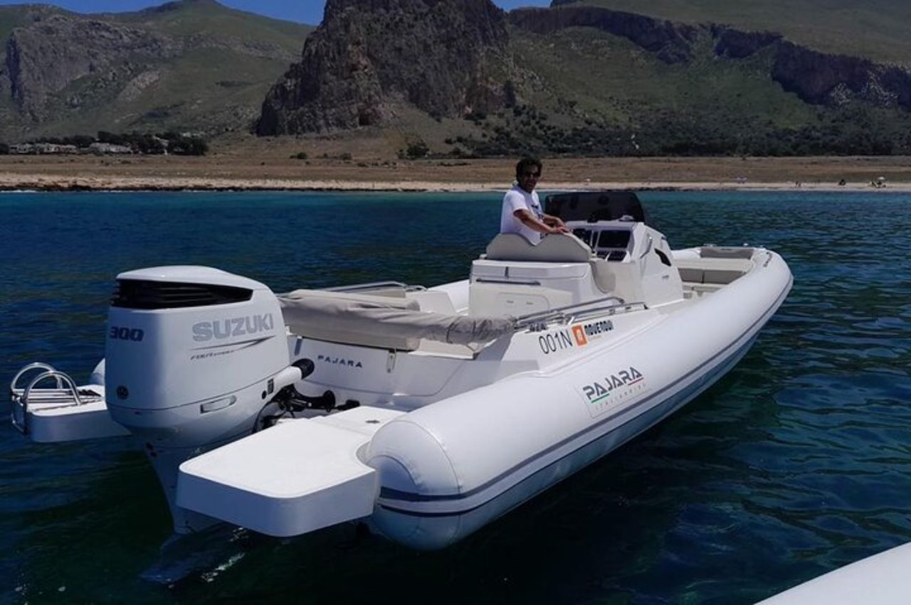 Tour privato in gommone a San Vito lo Capo — 2
