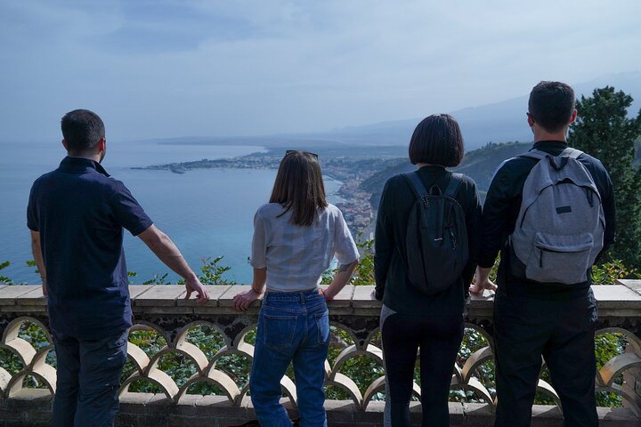 Visita guidata di Giardini Naxos, Castelmola, Taormina da Catania — 6
