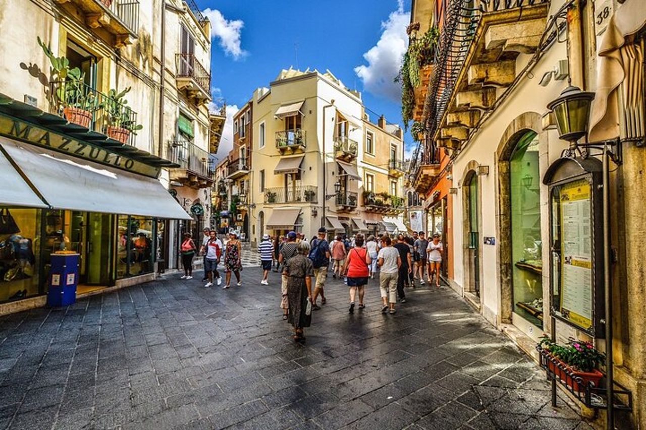 Visita guidata di Giardini Naxos, Castelmola, Taormina da Catania — 9