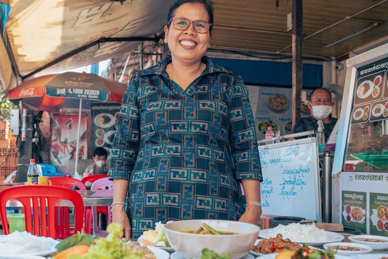 Phnom Penh's Culinary Underground: tour gastronomico locale di Tuk-tuk — 7