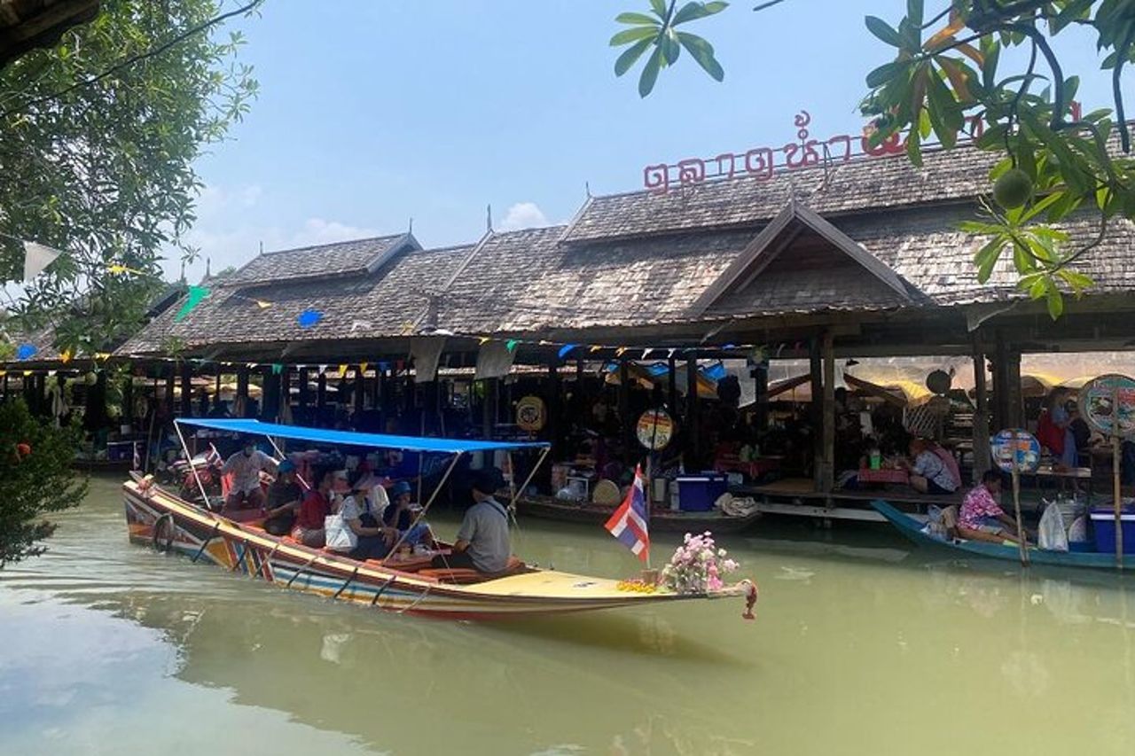 Tour di un'intera giornata a Pattaya DT5 — 3