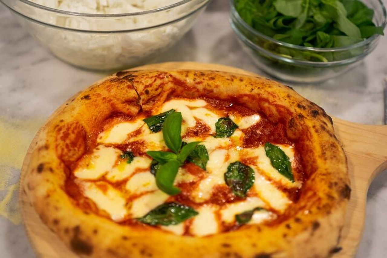 Florence Cooking Class L'arte di fare il gelato e la pizza autentica