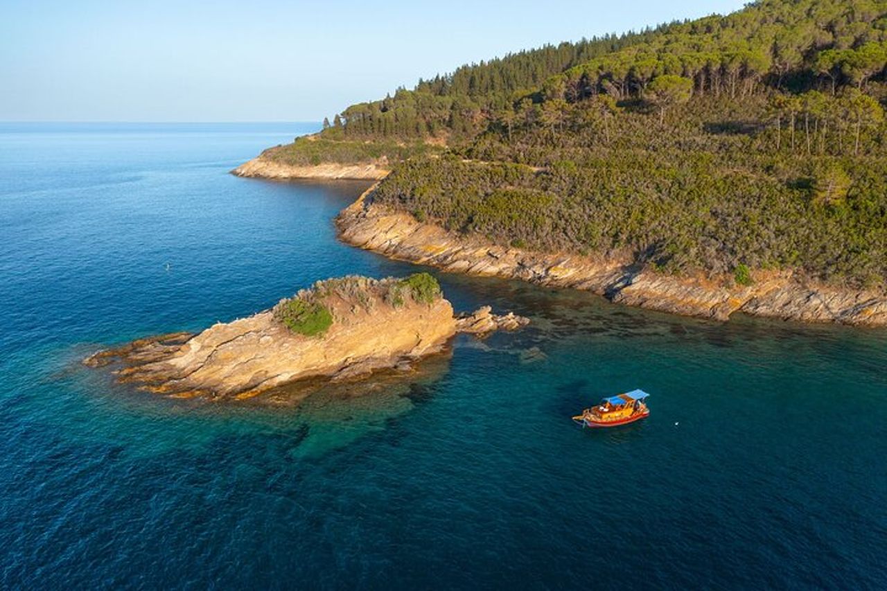 Tour Privato al Tramonto in un Gozzo d'Epoca all' Isola d'Elba — 4