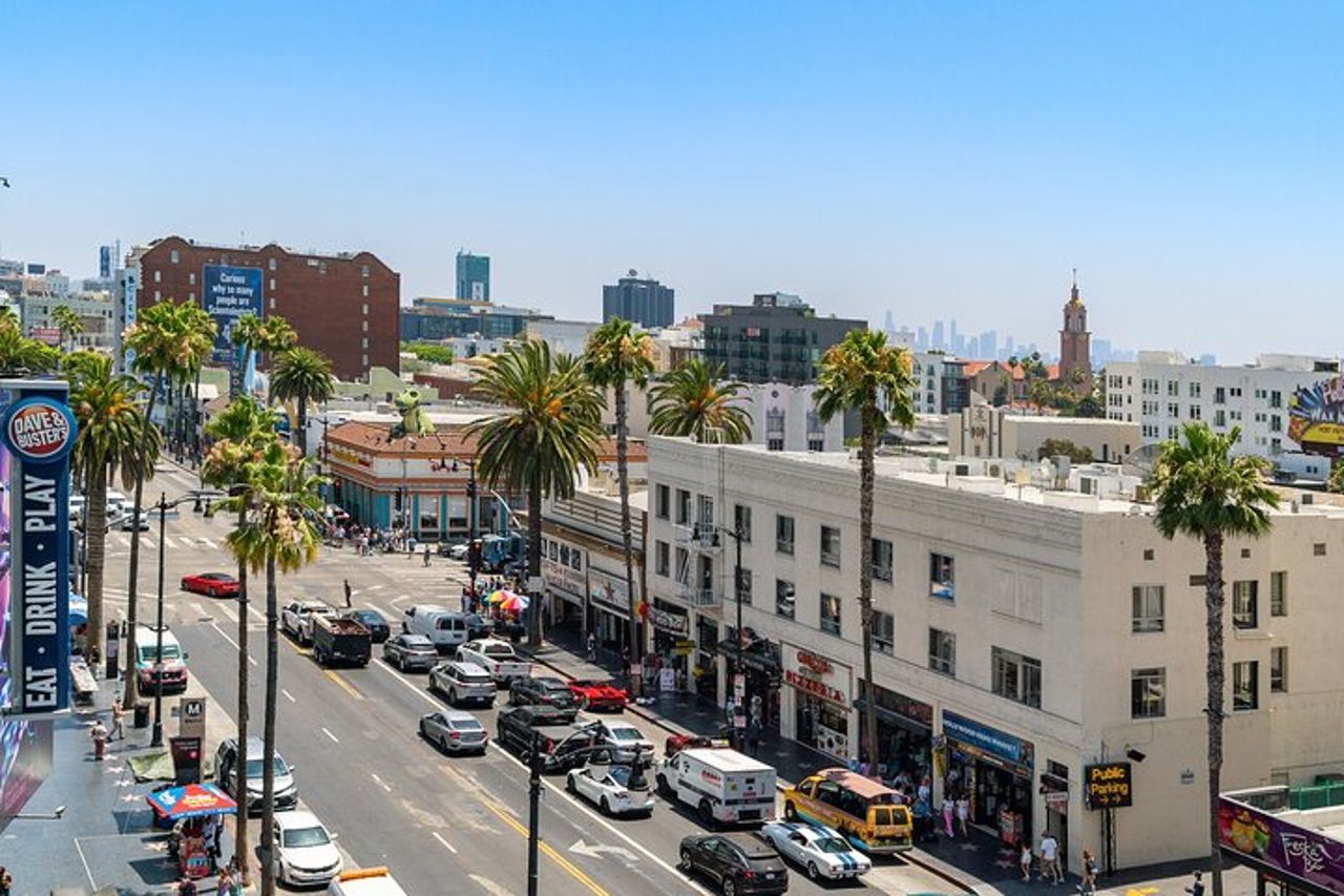 Tour di Hollywood, Beverly Hills e delle case delle celebrità in autobus all'aperto — 7