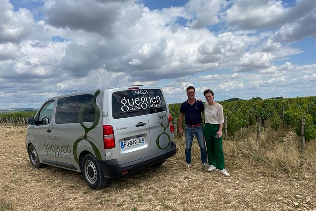 Fuga di vino con degustazione nel vigneto Chablis — 3