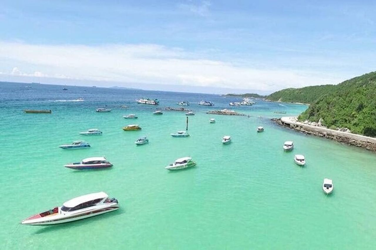 Tour privato di un'intera giornata a Leamchabang Pattaya e Koh Larn Island LP5