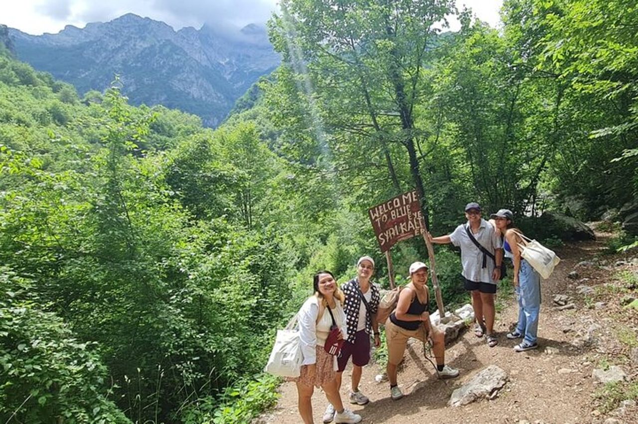 Tour di un giorno delle Alpi albanesi e del villaggio di Theth da Tirana — 3
