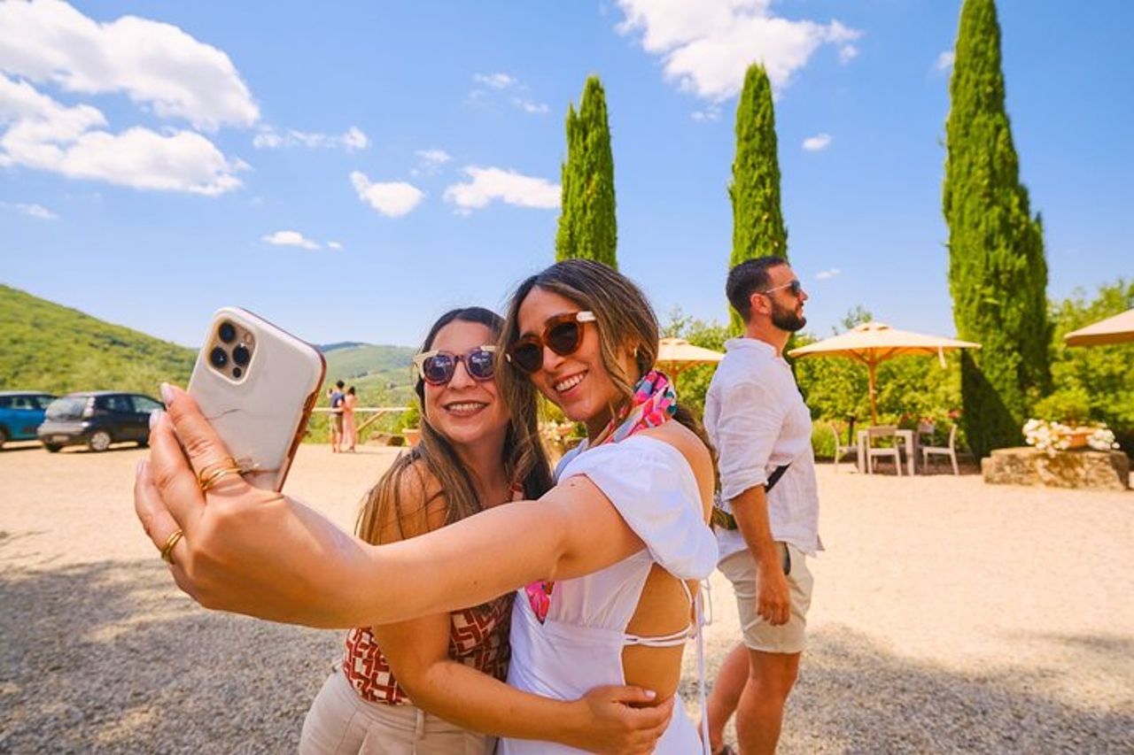 Firenze: Tour privato del Chianti di un'intera giornata e pranzo in cantina opzionale — 6