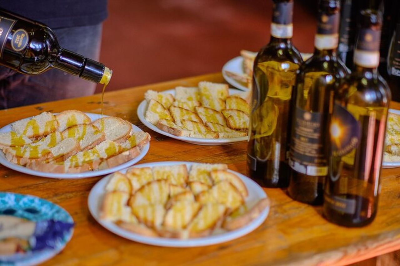 Firenze: Tour privato del Chianti di un'intera giornata e pranzo in cantina opzionale — 5