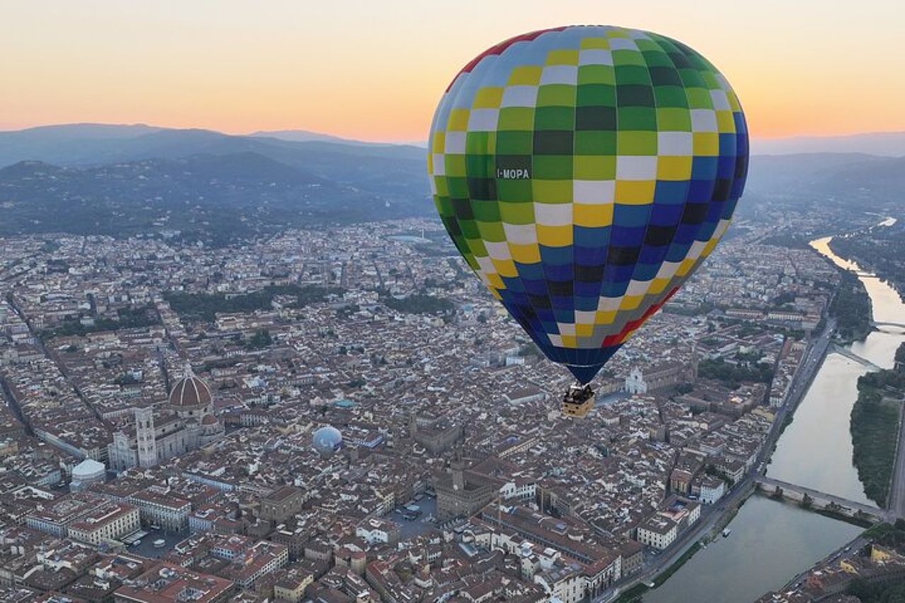 Hot-Air balloon Ride above Florence — 8