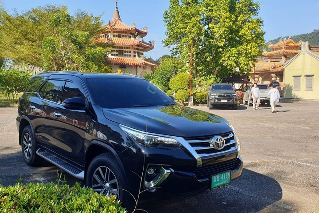 Scopri Pattaya con stile: trasporto privato SUV per l'intera giornata — 5