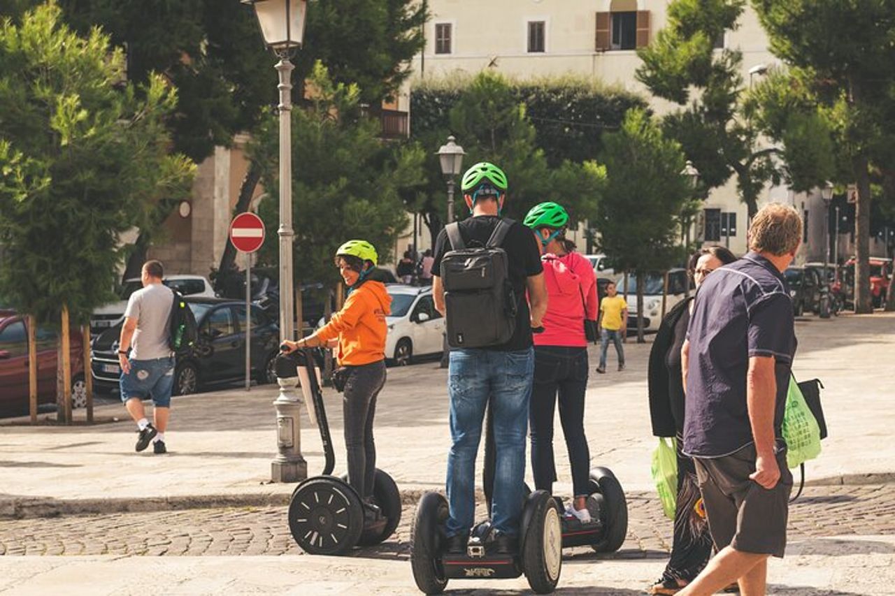 Tour di Bari in Segway — 2