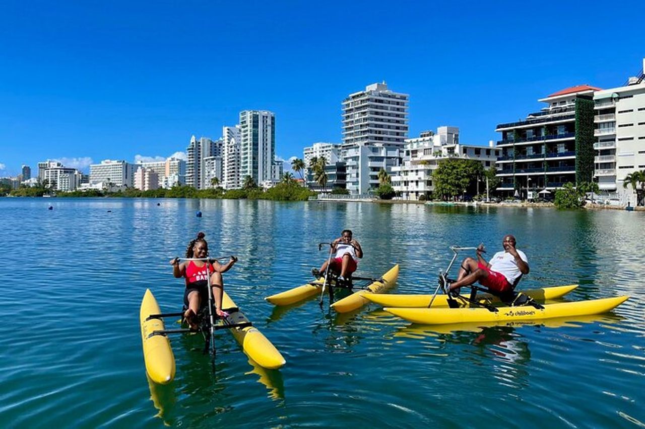 Adventure Water Bike nella laguna di Condado, San Juan — 5