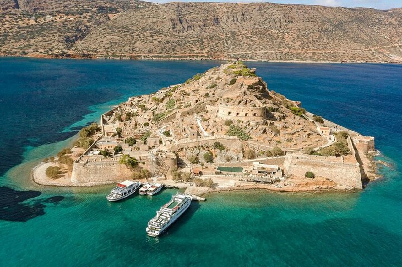 Elounda: tour guidato in barca del Prof. Spinalonga con barbecue + nuoto — 2