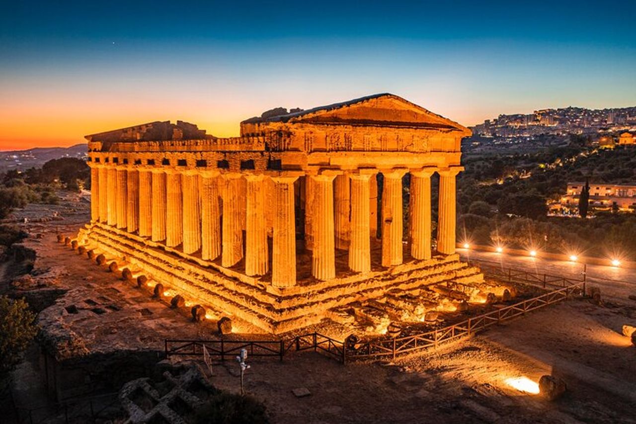 Agrigento Private DayTour da Taormina (autista parlante inglese)